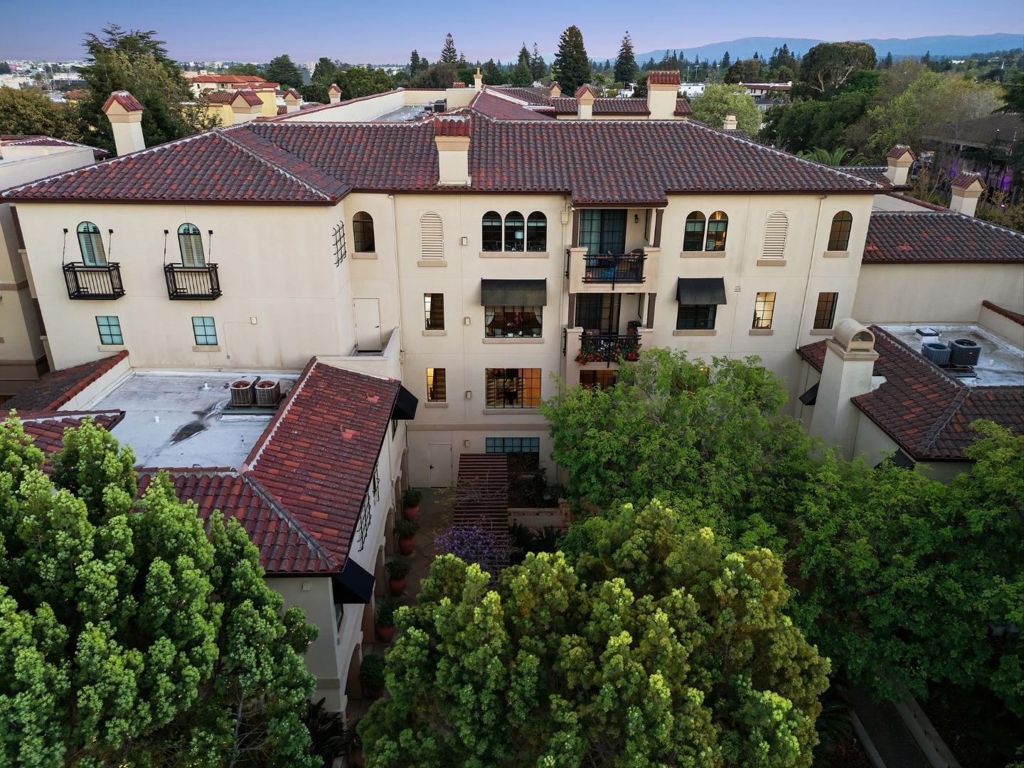 Detail Gallery Image 44 of 67 For 633 Elm St #209,  San Carlos,  CA 94070 - 2 Beds | 2 Baths