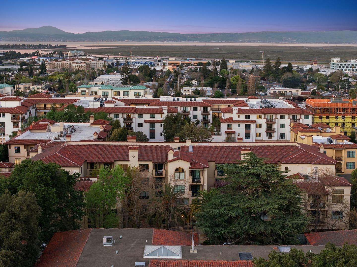 Detail Gallery Image 48 of 67 For 633 Elm St #209,  San Carlos,  CA 94070 - 2 Beds | 2 Baths