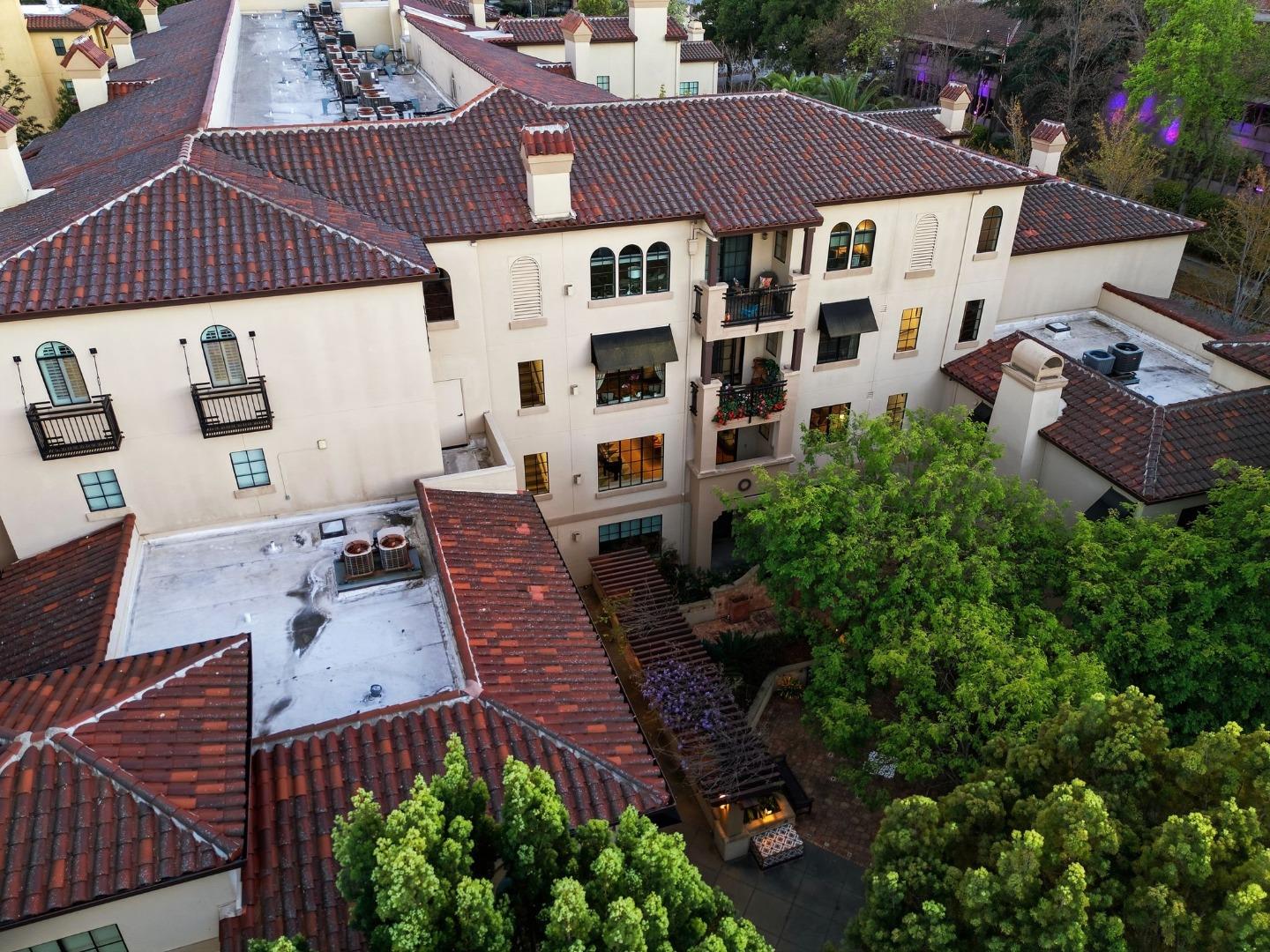 Detail Gallery Image 51 of 67 For 633 Elm St #209,  San Carlos,  CA 94070 - 2 Beds | 2 Baths