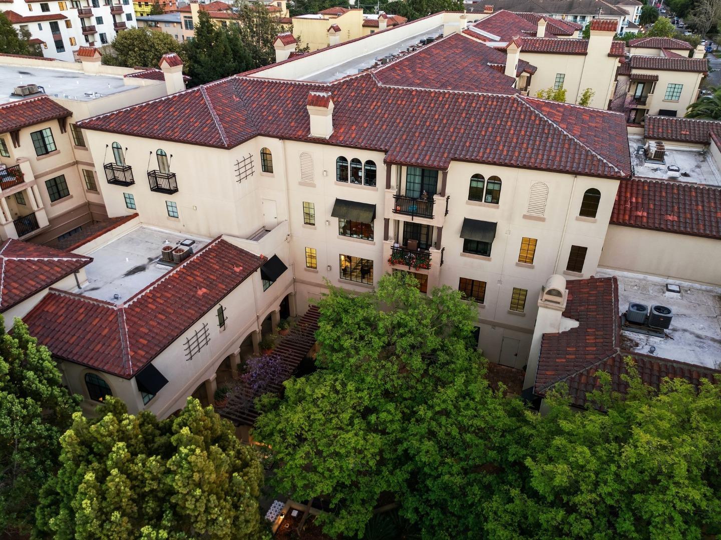 Detail Gallery Image 56 of 67 For 633 Elm St #209,  San Carlos,  CA 94070 - 2 Beds | 2 Baths