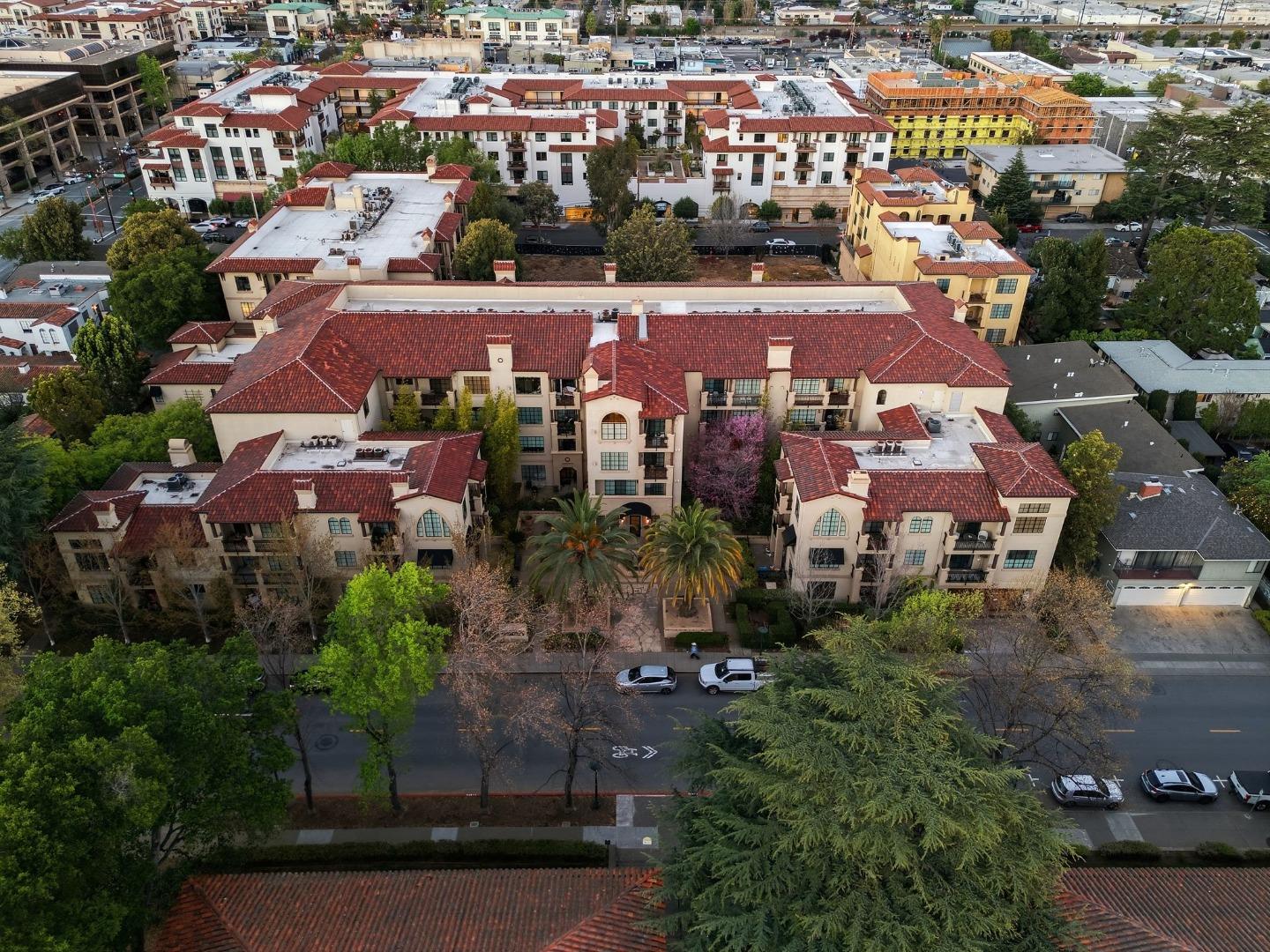 Detail Gallery Image 58 of 67 For 633 Elm St #209,  San Carlos,  CA 94070 - 2 Beds | 2 Baths