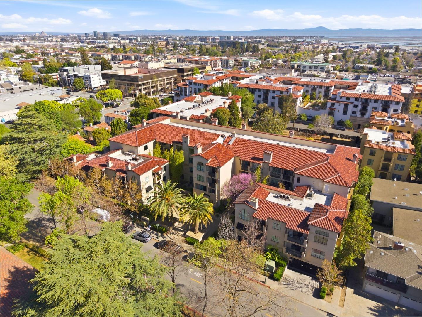 Detail Gallery Image 65 of 67 For 633 Elm St #209,  San Carlos,  CA 94070 - 2 Beds | 2 Baths