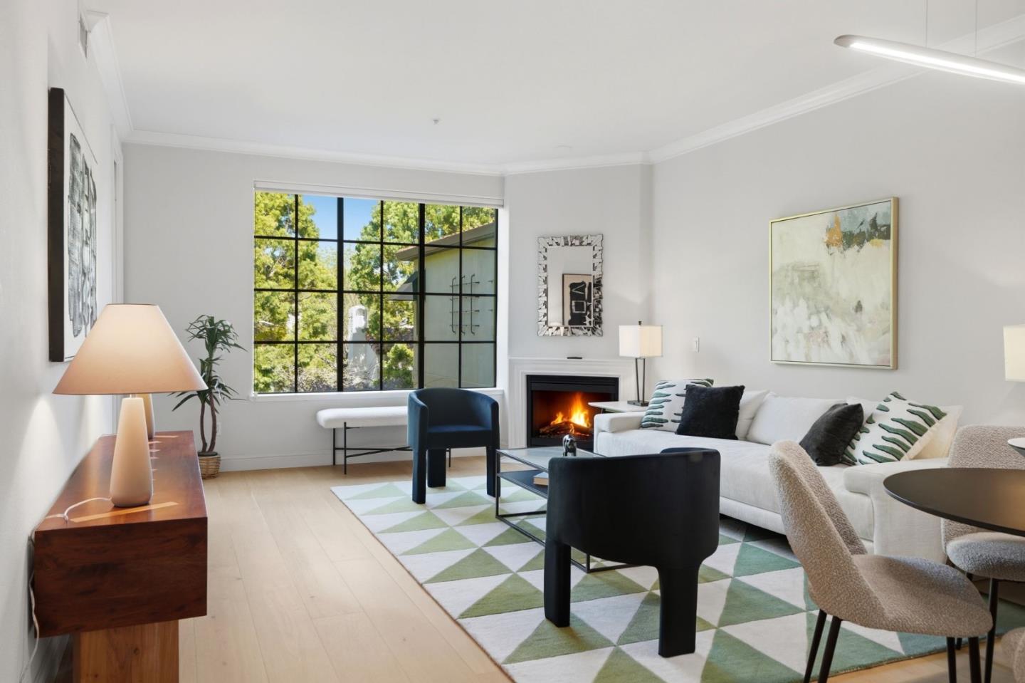 Detail Gallery Image 7 of 67 For 633 Elm St #209,  San Carlos,  CA 94070 - 2 Beds | 2 Baths