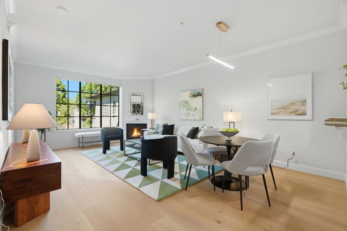 Detail Gallery Image 8 of 67 For 633 Elm St #209,  San Carlos,  CA 94070 - 2 Beds | 2 Baths