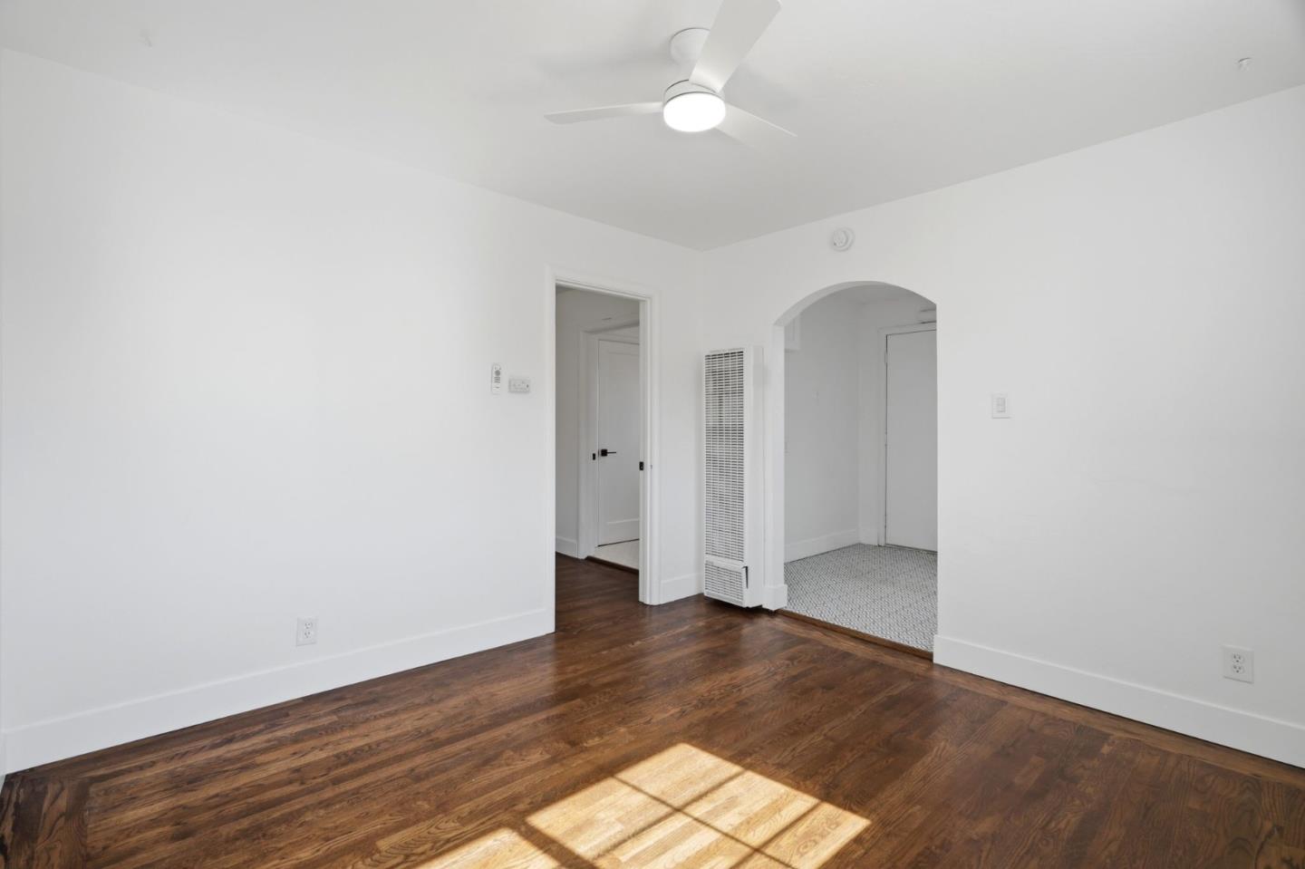 Detail Gallery Image 23 of 33 For 1355 Regent St, Redwood City,  CA 94061 - 4 Beds | 2 Baths