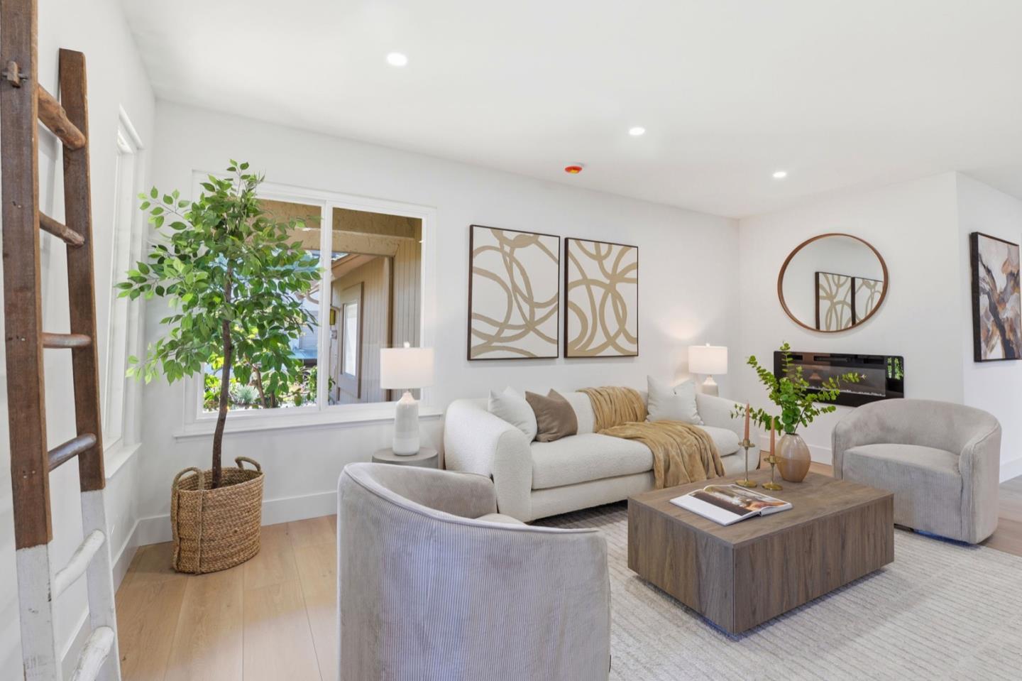 Detail Gallery Image 10 of 50 For 3400 Douglas Ct, San Mateo,  CA 94403 - 3 Beds | 2/1 Baths