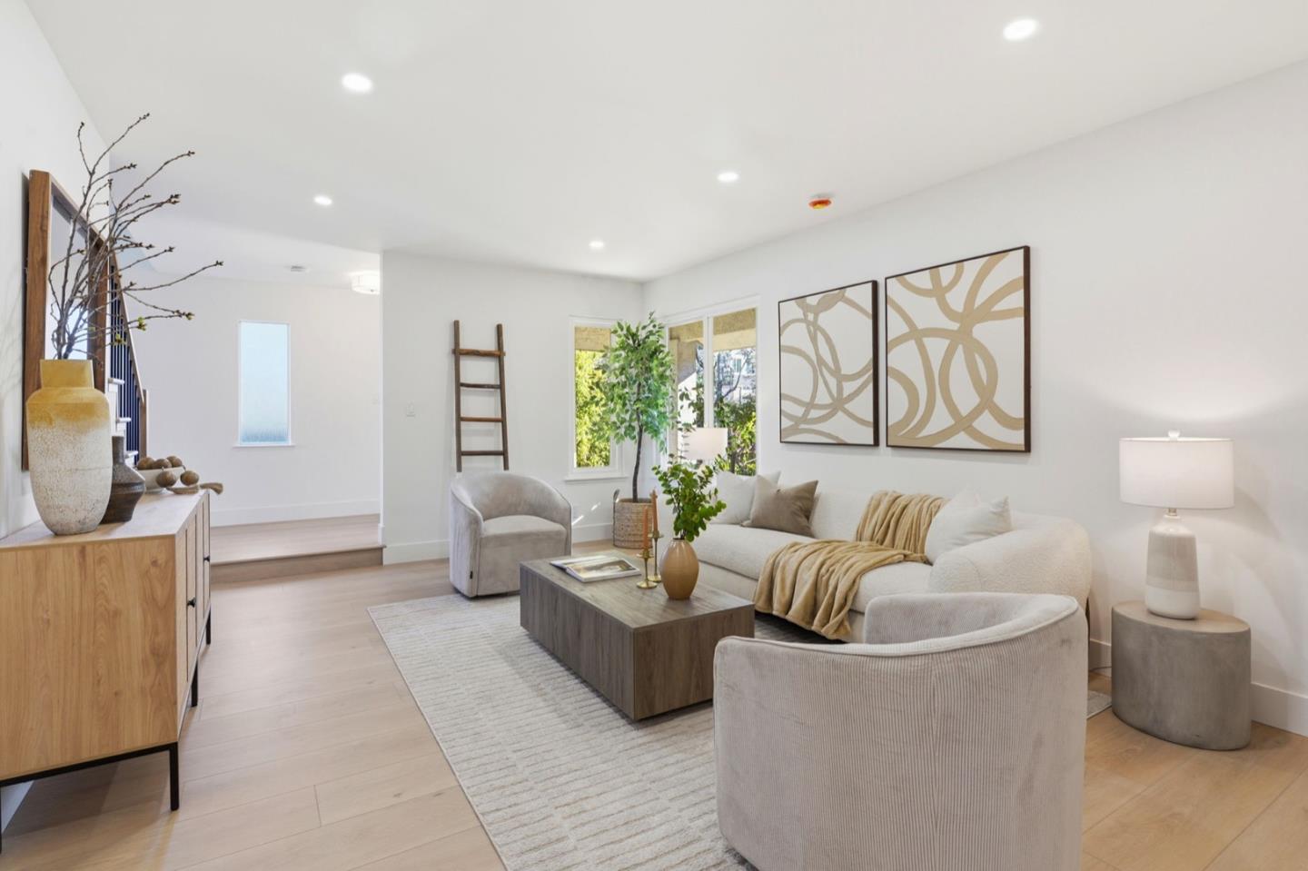 Detail Gallery Image 12 of 50 For 3400 Douglas Ct, San Mateo,  CA 94403 - 3 Beds | 2/1 Baths