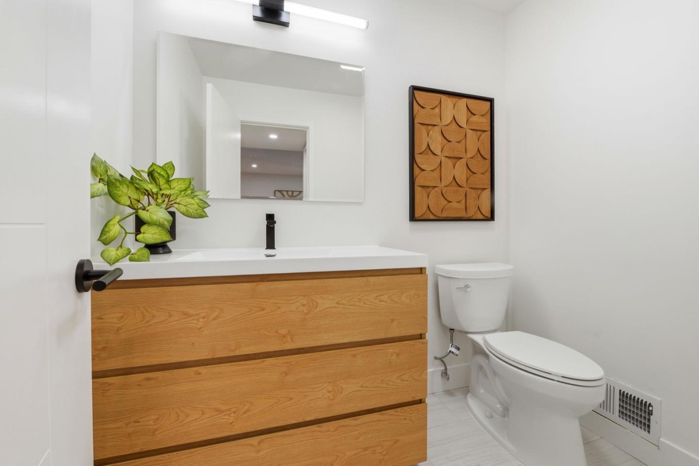 Detail Gallery Image 36 of 50 For 3400 Douglas Ct, San Mateo,  CA 94403 - 3 Beds | 2/1 Baths