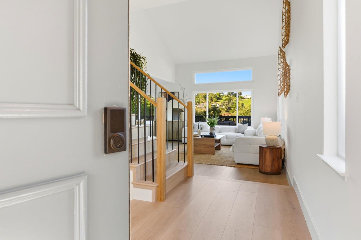 Detail Gallery Image 7 of 50 For 3400 Douglas Ct, San Mateo,  CA 94403 - 3 Beds | 2/1 Baths