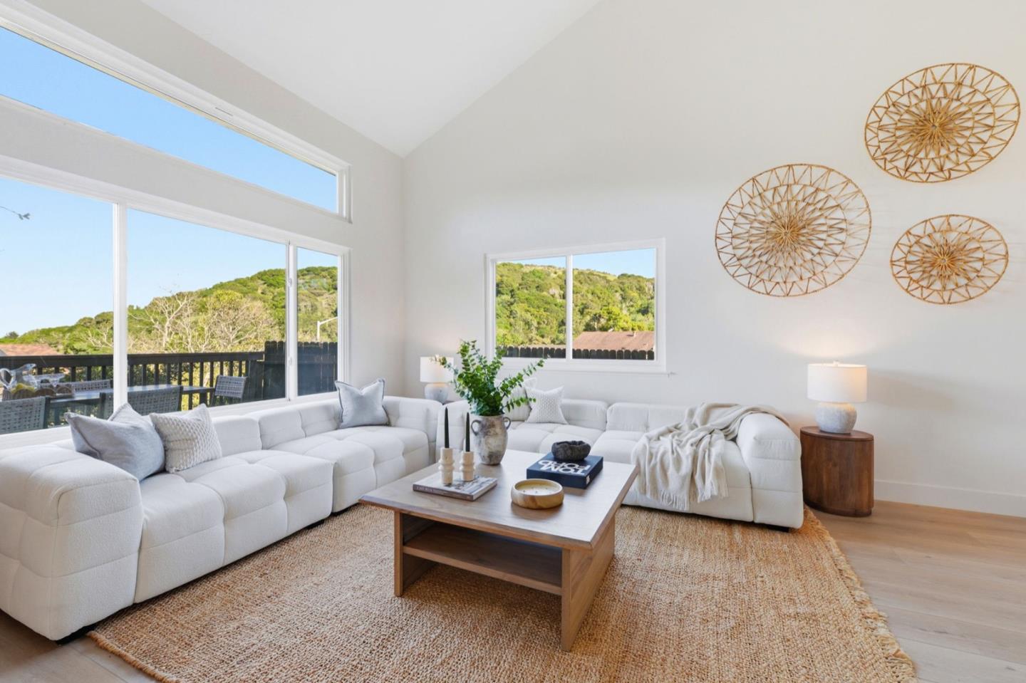 Detail Gallery Image 8 of 50 For 3400 Douglas Ct, San Mateo,  CA 94403 - 3 Beds | 2/1 Baths