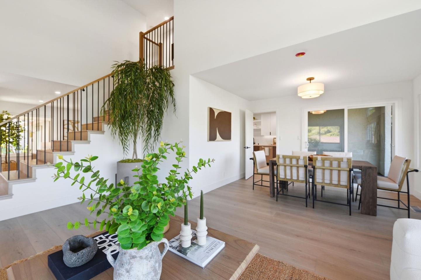 Detail Gallery Image 9 of 50 For 3400 Douglas Ct, San Mateo,  CA 94403 - 3 Beds | 2/1 Baths