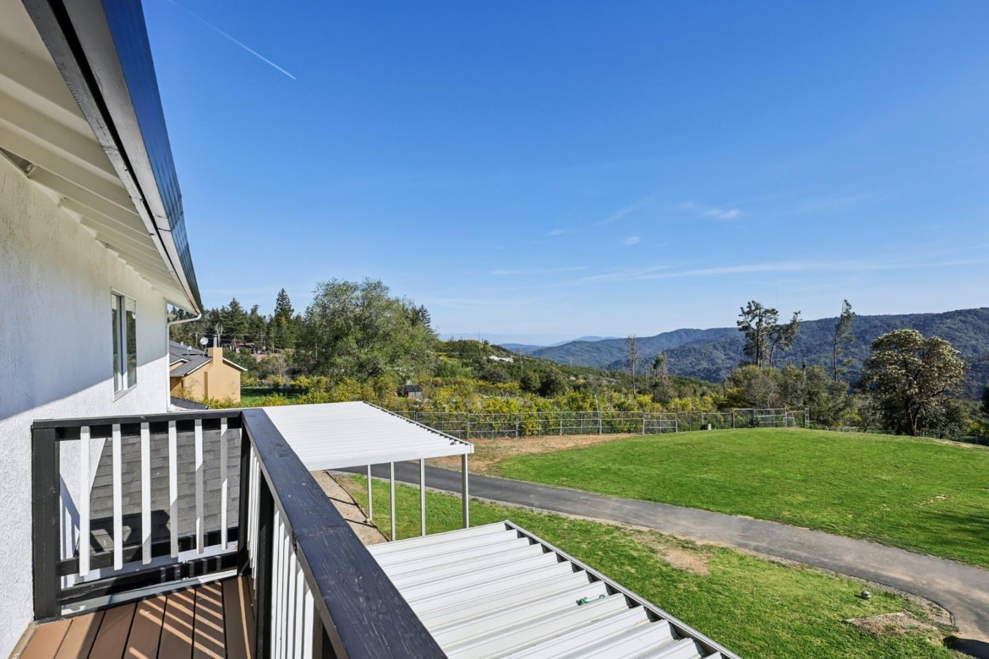 Detail Gallery Image 23 of 34 For 30680 Loma Chiquita Rd, Los Gatos,  CA 95033 - 4 Beds | 2/1 Baths