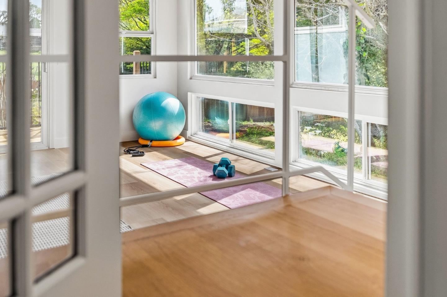 Detail Gallery Image 10 of 49 For 1920 Koopmans Ave, Santa Cruz,  CA 95062 - 3 Beds | 2 Baths