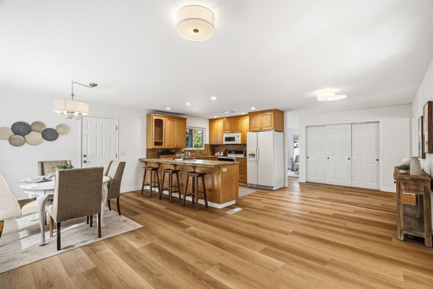 Detail Gallery Image 12 of 49 For 1920 Koopmans Ave, Santa Cruz,  CA 95062 - 3 Beds | 2 Baths