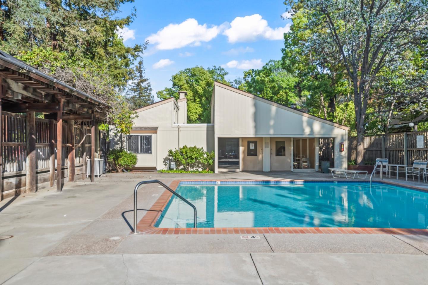 Detail Gallery Image 25 of 27 For 978 Kiely Blvd #E,  Santa Clara,  CA 95051 - 2 Beds | 2 Baths