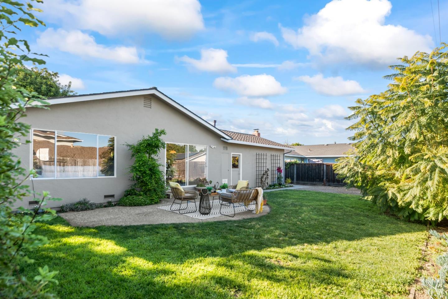 Detail Gallery Image 22 of 23 For 1546 Nuthatch Ln, Sunnyvale,  CA 94087 - 3 Beds | 2 Baths