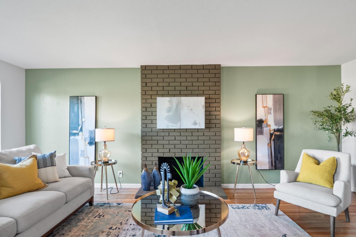 Detail Gallery Image 5 of 23 For 1546 Nuthatch Ln, Sunnyvale,  CA 94087 - 3 Beds | 2 Baths