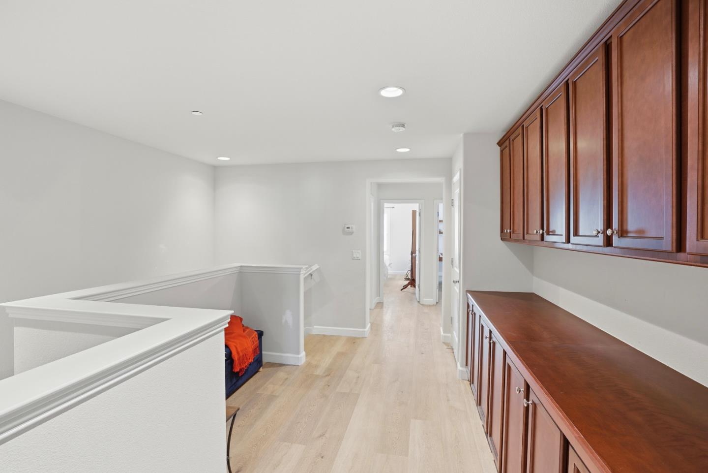 Detail Gallery Image 11 of 27 For 14842 Kit Carson Dr, Marina,  CA 93933 - 3 Beds | 2/1 Baths