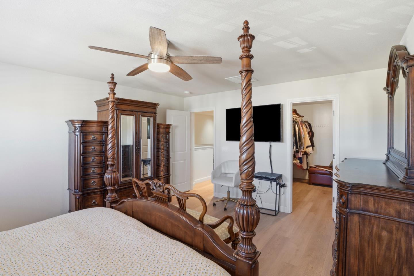 Detail Gallery Image 14 of 27 For 14842 Kit Carson Dr, Marina,  CA 93933 - 3 Beds | 2/1 Baths