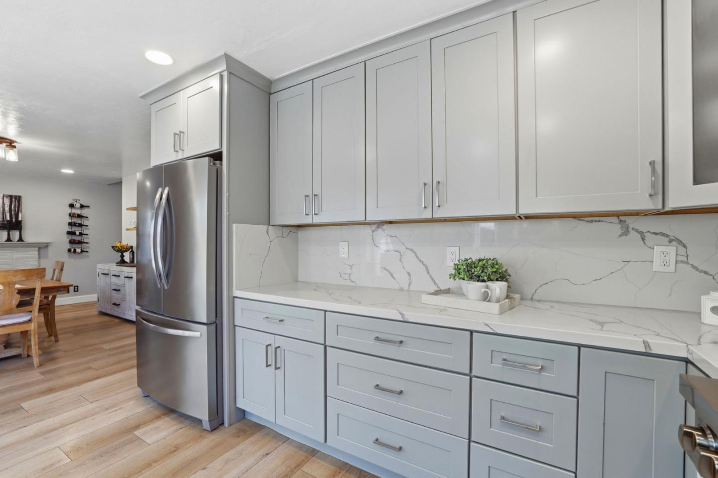 Detail Gallery Image 11 of 43 For 6352 Mayo Dr, San Jose,  CA 95123 - 4 Beds | 2/1 Baths