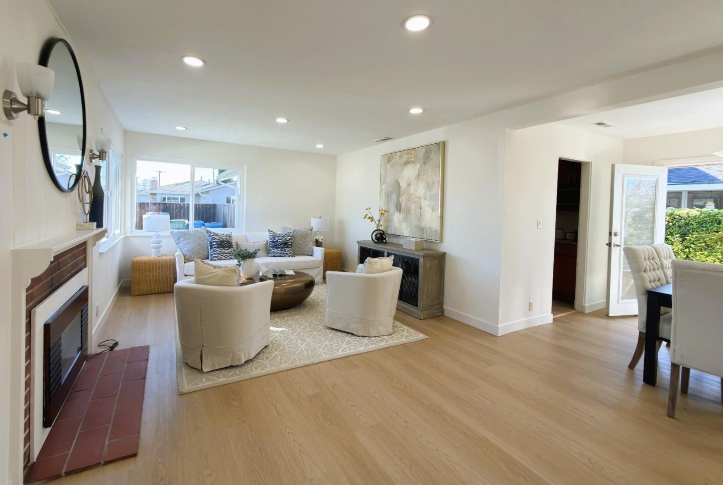 Detail Gallery Image 5 of 15 For 3050 Santa Maria Ave, Santa Clara,  CA 95051 - 3 Beds | 2 Baths