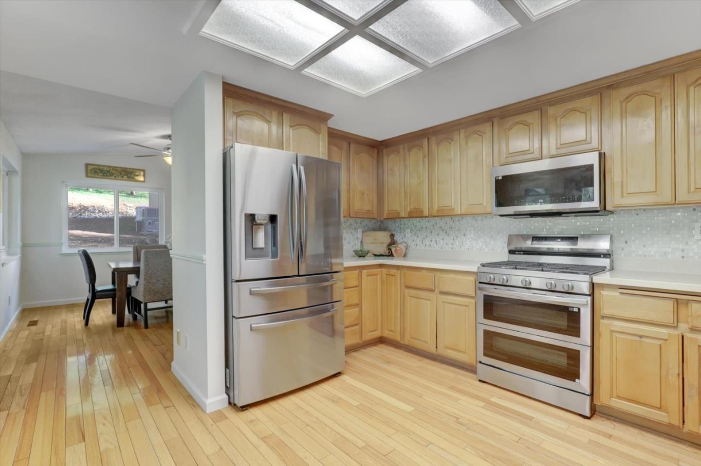 Detail Gallery Image 11 of 69 For 11544 Torrey Pines Dr, Auburn_NVA,  CA 95602 - 3 Beds | 2/1 Baths