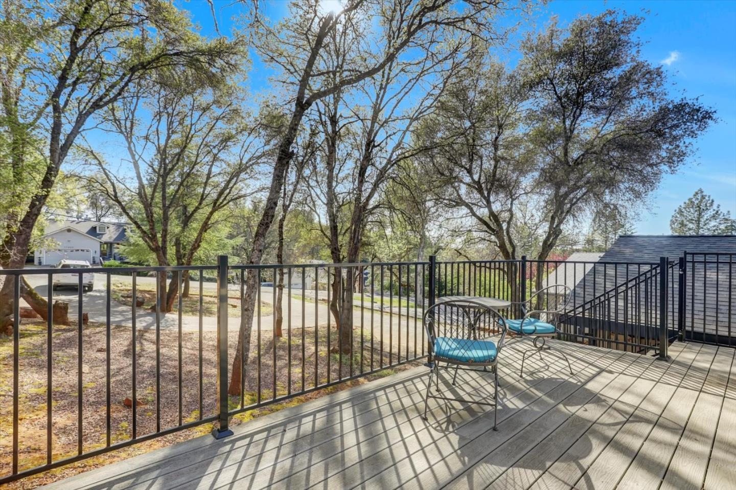 Detail Gallery Image 4 of 69 For 11544 Torrey Pines Dr, Auburn_NVA,  CA 95602 - 3 Beds | 2/1 Baths