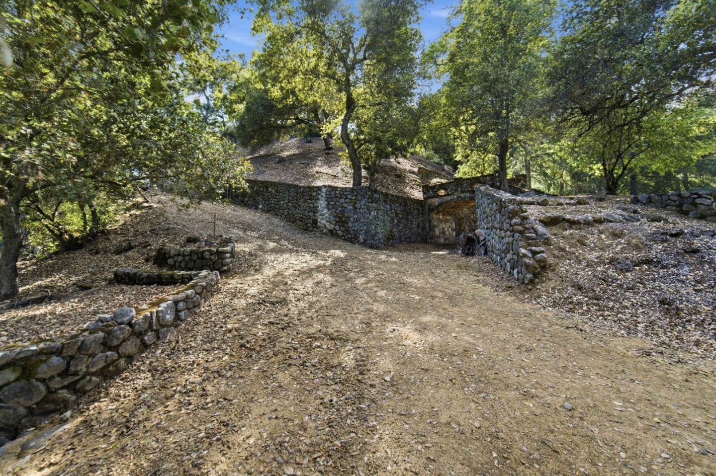 15400 Madrone Hill Road, Saratoga, CA, 95070