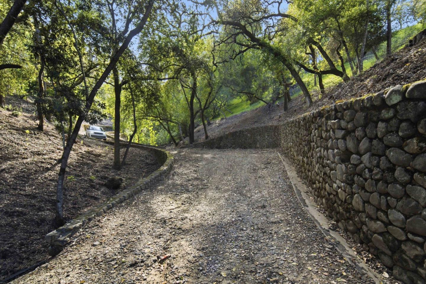 15400 Madrone Hill Road, Saratoga, CA, 95070