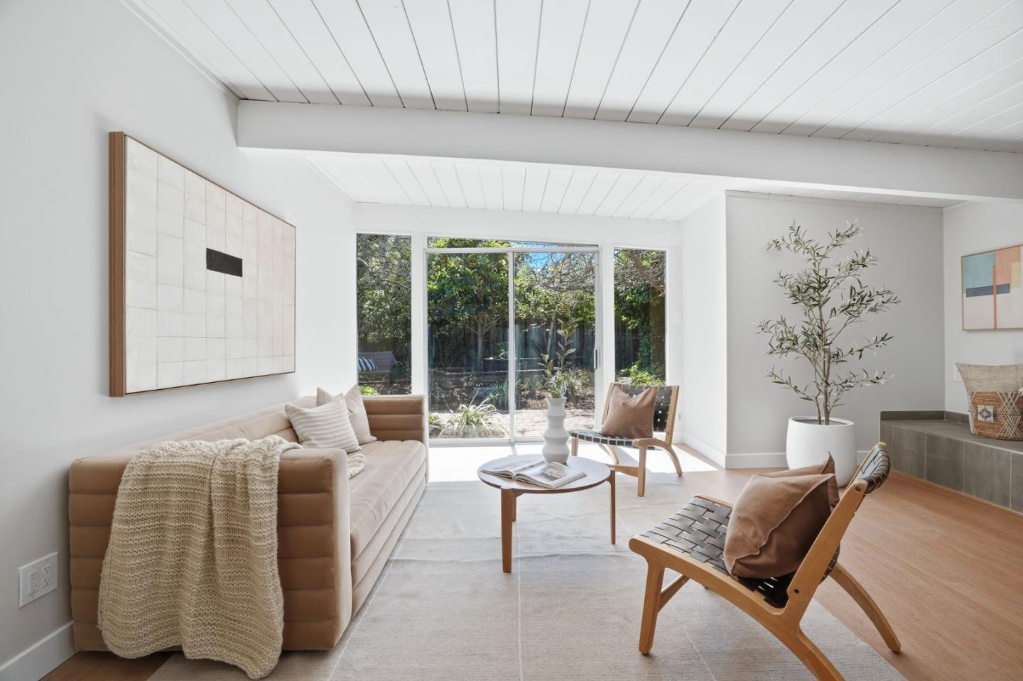 Detail Gallery Image 24 of 53 For 3862 Mumford Pl, Palo Alto,  CA 94306 - 4 Beds | 2/1 Baths