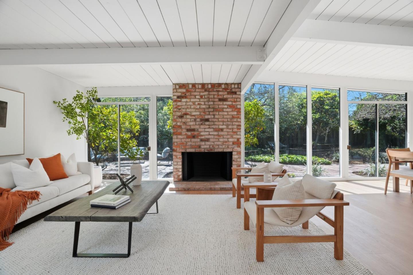 Detail Gallery Image 3 of 53 For 3862 Mumford Pl, Palo Alto,  CA 94306 - 4 Beds | 2/1 Baths