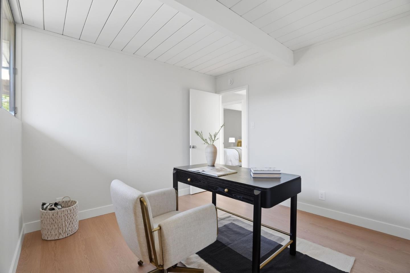 Detail Gallery Image 36 of 53 For 3862 Mumford Pl, Palo Alto,  CA 94306 - 4 Beds | 2/1 Baths