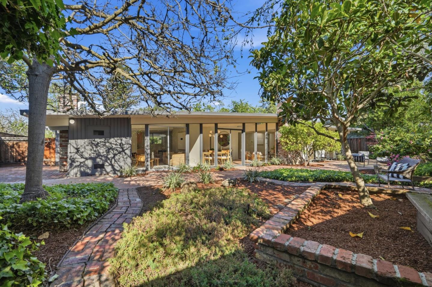 Detail Gallery Image 44 of 53 For 3862 Mumford Pl, Palo Alto,  CA 94306 - 4 Beds | 2/1 Baths