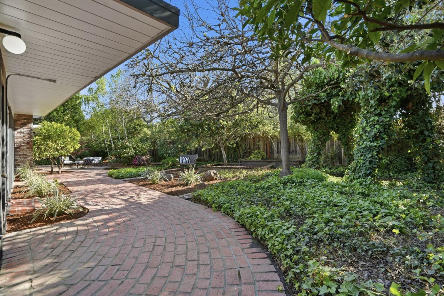 Detail Gallery Image 48 of 53 For 3862 Mumford Pl, Palo Alto,  CA 94306 - 4 Beds | 2/1 Baths