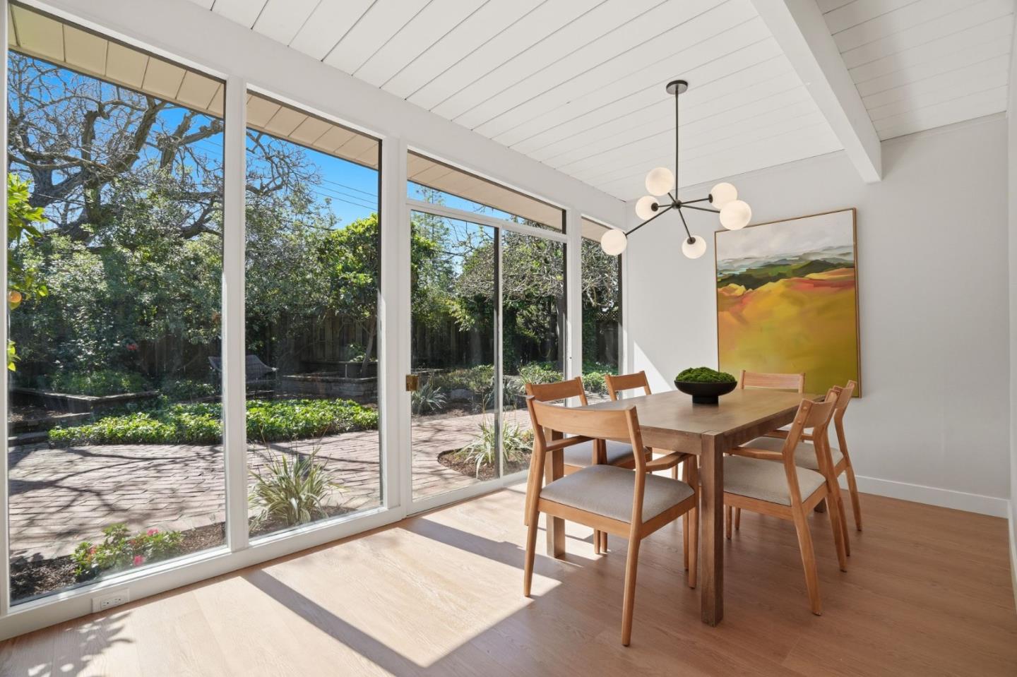 Detail Gallery Image 9 of 53 For 3862 Mumford Pl, Palo Alto,  CA 94306 - 4 Beds | 2/1 Baths