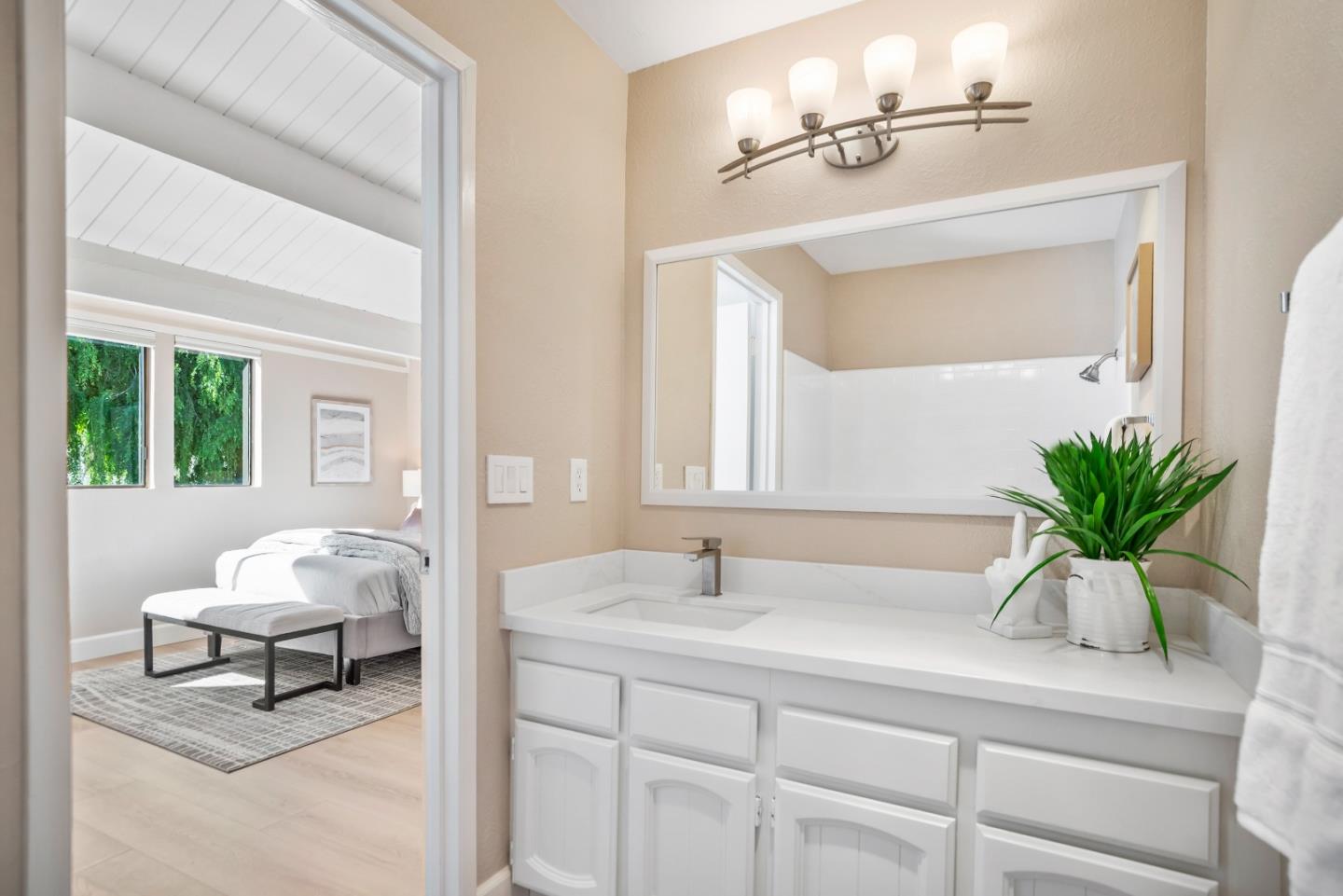 Detail Gallery Image 23 of 33 For 812 Kingfisher Ter, Sunnyvale,  CA 94087 - 2 Beds | 2/1 Baths