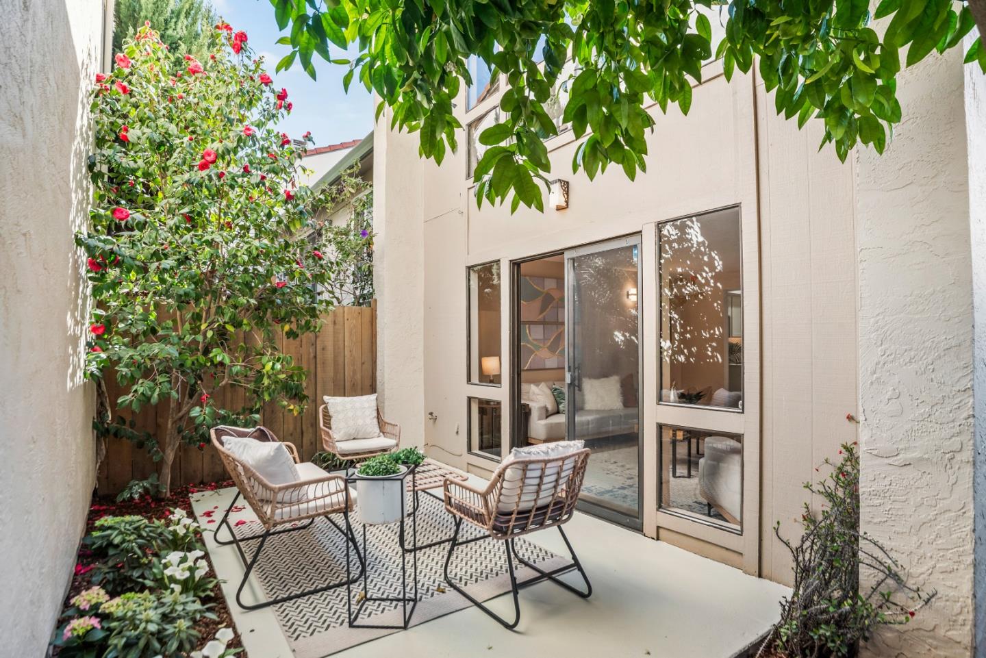 Detail Gallery Image 31 of 33 For 812 Kingfisher Ter, Sunnyvale,  CA 94087 - 2 Beds | 2/1 Baths