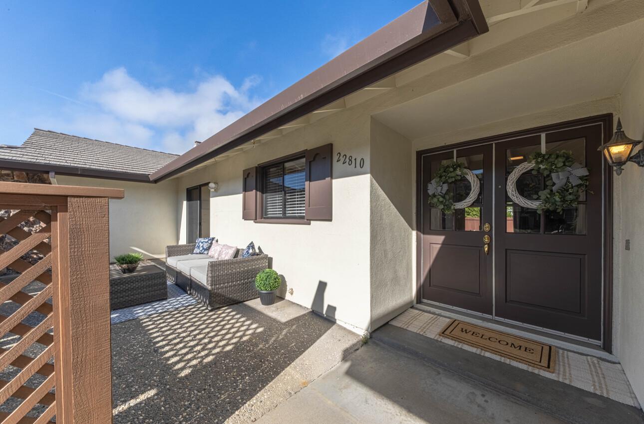 Detail Gallery Image 2 of 26 For 22810 Bravo Pl, Salinas,  CA 93908 - 4 Beds | 2 Baths