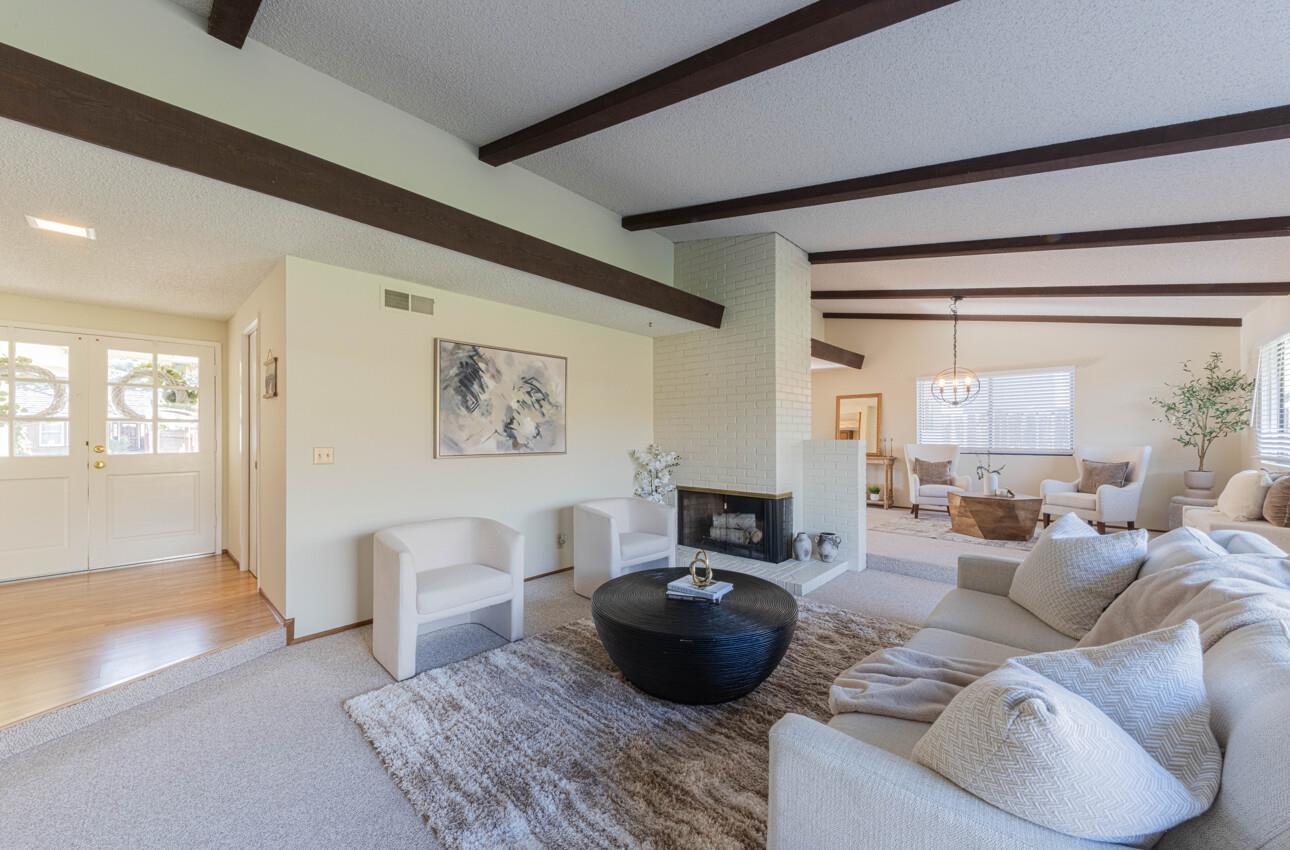 Detail Gallery Image 7 of 26 For 22810 Bravo Pl, Salinas,  CA 93908 - 4 Beds | 2 Baths