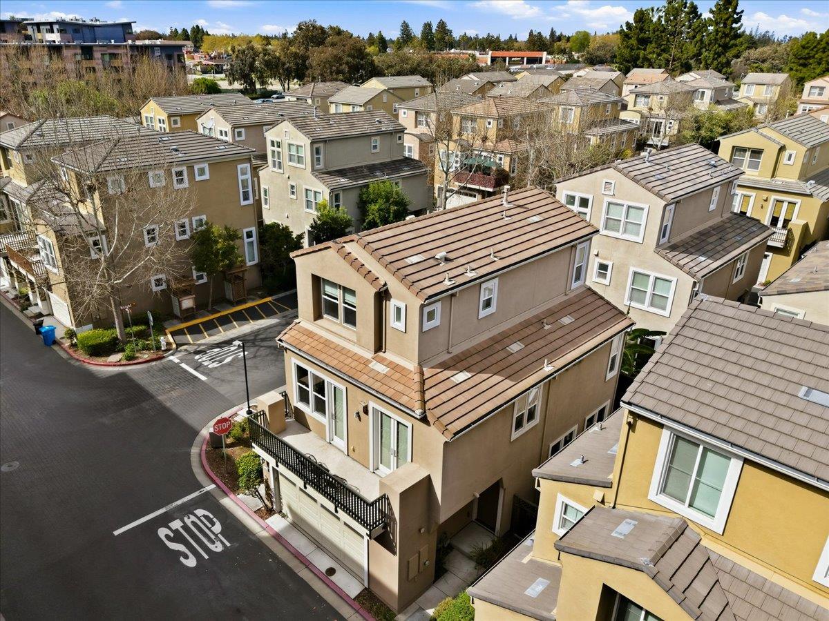 Detail Gallery Image 2 of 25 For 3553 Meyer Pl, Santa Clara,  CA 95051 - 4 Beds | 4 Baths