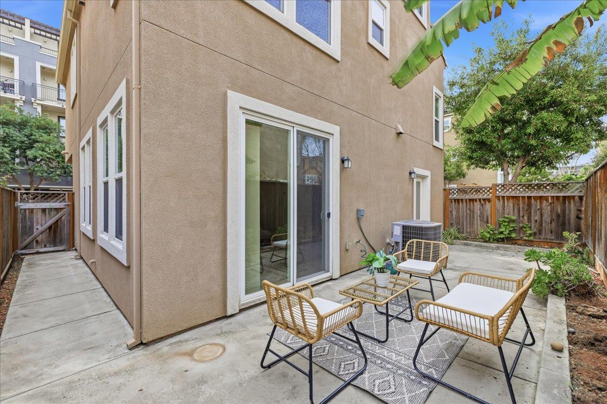 Detail Gallery Image 23 of 25 For 3553 Meyer Pl, Santa Clara,  CA 95051 - 4 Beds | 4 Baths