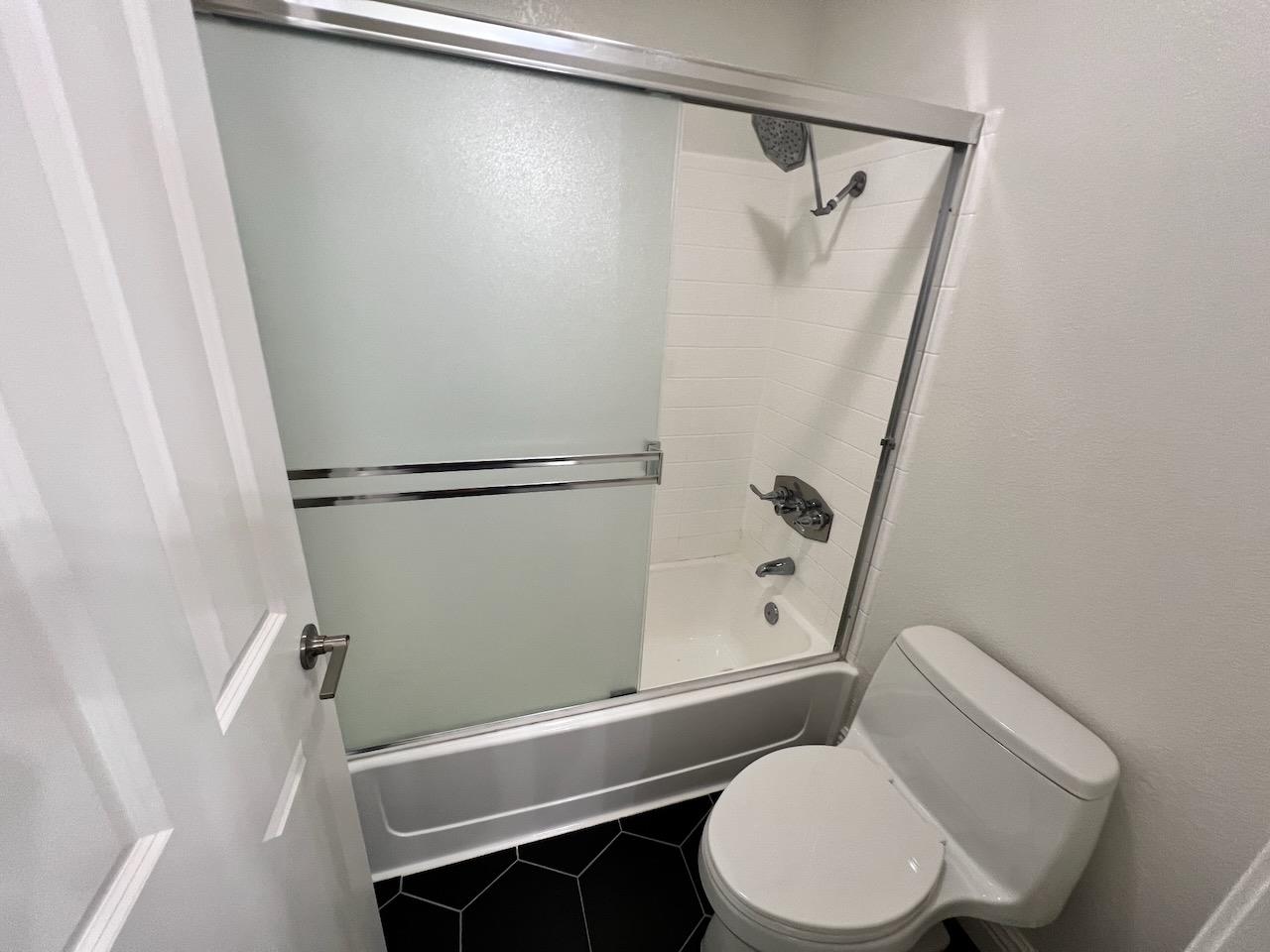 Detail Gallery Image 13 of 22 For 1018 Cedar Gables Dr, San Jose,  CA 95118 - 2 Beds | 2 Baths