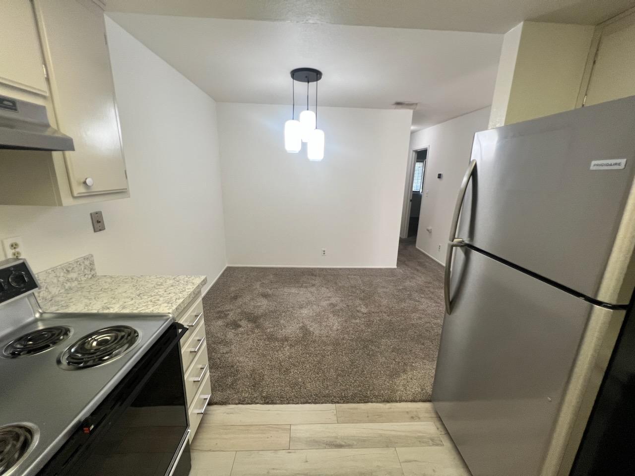 Detail Gallery Image 6 of 22 For 1018 Cedar Gables Dr, San Jose,  CA 95118 - 2 Beds | 2 Baths