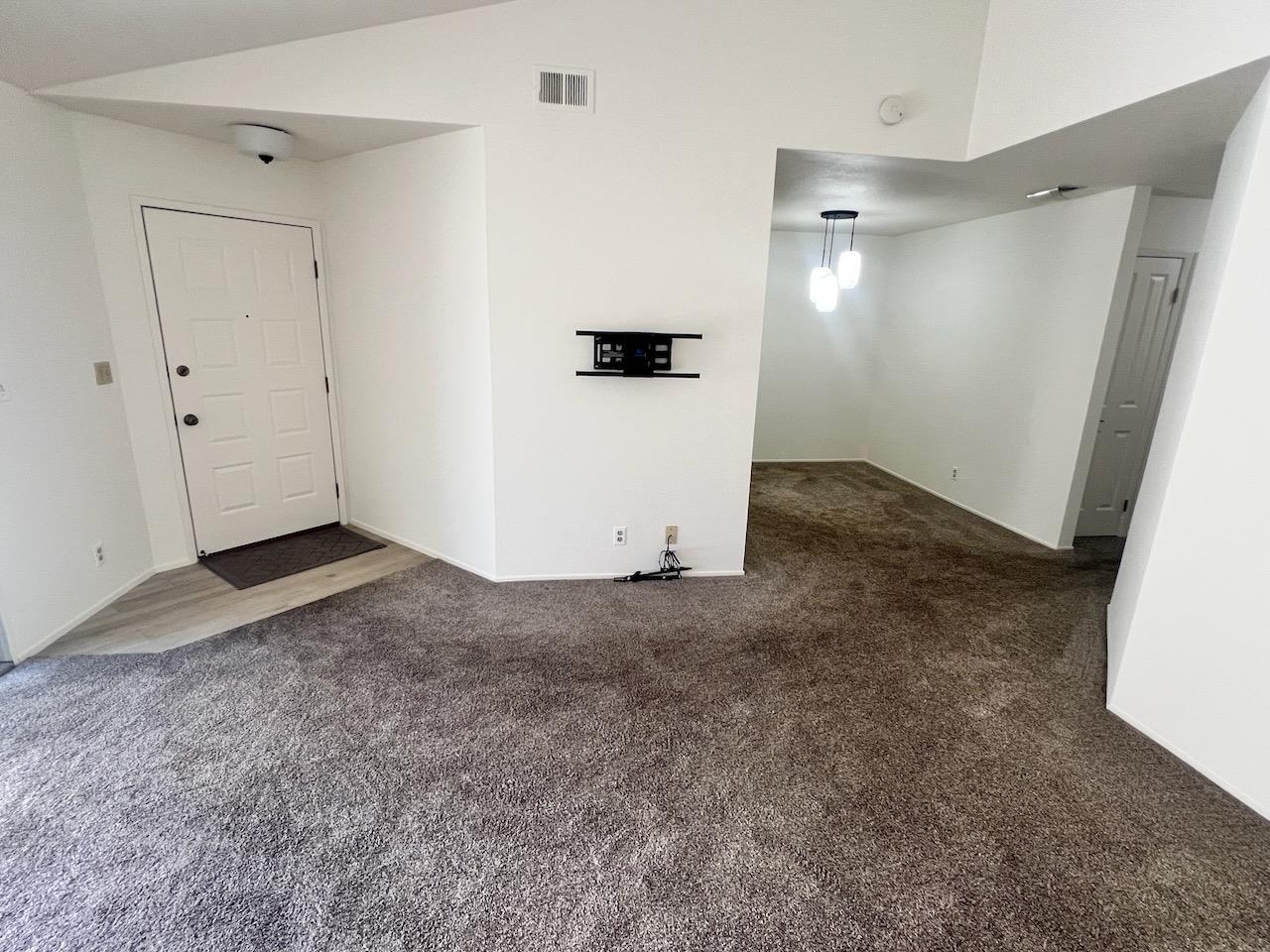 Detail Gallery Image 9 of 22 For 1018 Cedar Gables Dr, San Jose,  CA 95118 - 2 Beds | 2 Baths