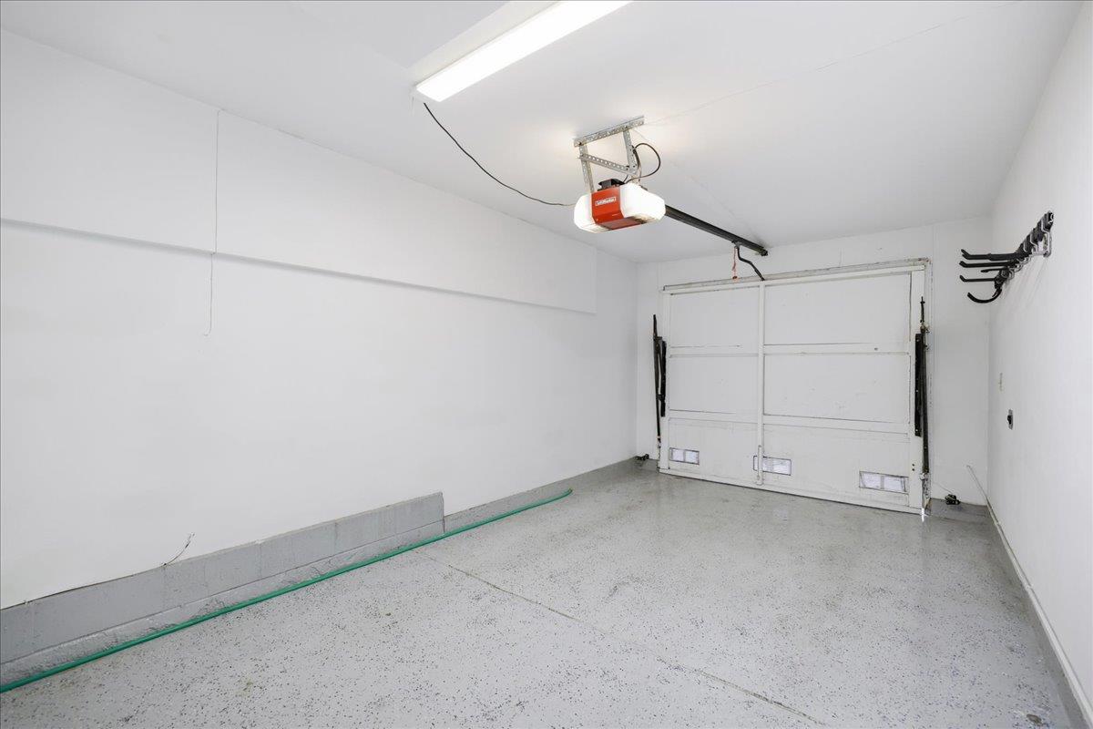 Detail Gallery Image 12 of 20 For 680 Blackford, San Jose,  CA 95117 - 2 Beds | 2 Baths