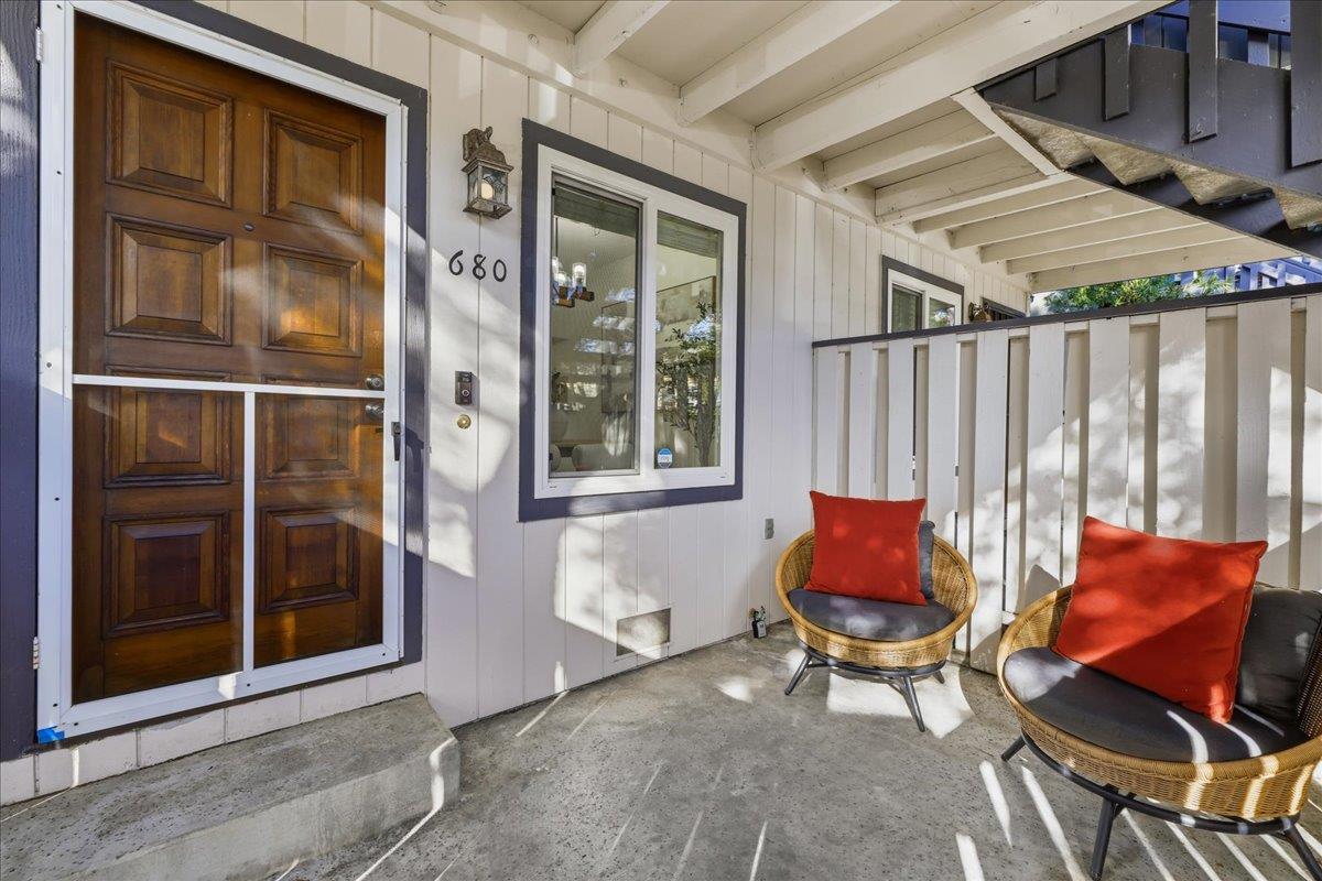 Detail Gallery Image 14 of 20 For 680 Blackford, San Jose,  CA 95117 - 2 Beds | 2 Baths