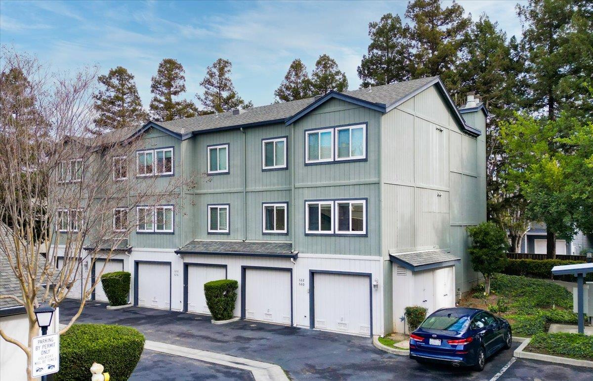 Detail Gallery Image 17 of 20 For 680 Blackford, San Jose,  CA 95117 - 2 Beds | 2 Baths