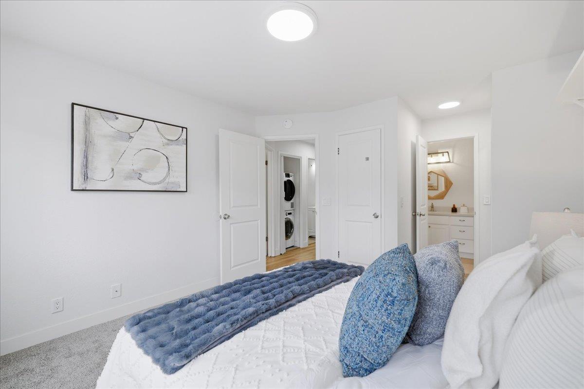 Detail Gallery Image 8 of 20 For 680 Blackford, San Jose,  CA 95117 - 2 Beds | 2 Baths