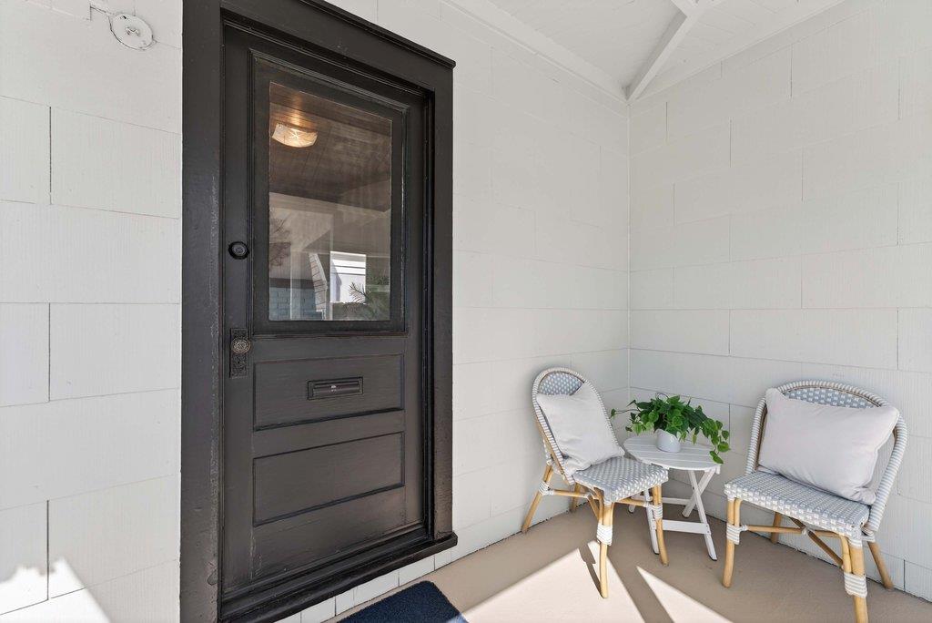 Detail Gallery Image 10 of 48 For 222 2nd Ave, Santa Cruz,  CA 95062 - 2 Beds | 2 Baths