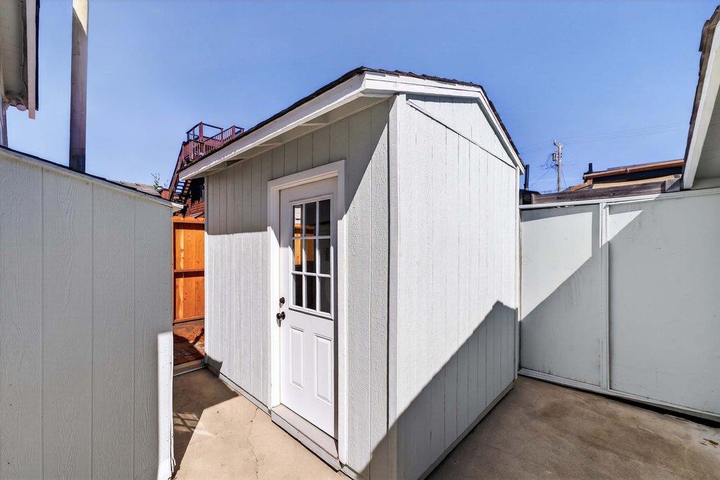 Detail Gallery Image 38 of 48 For 222 2nd Ave, Santa Cruz,  CA 95062 - 2 Beds | 2 Baths